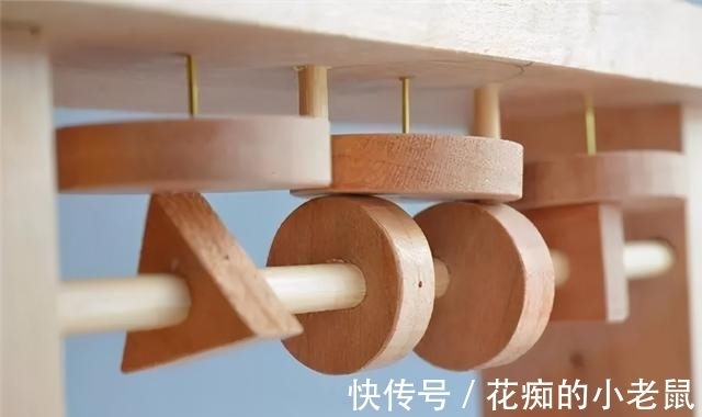 潘多拉!一个脑洞大开的日本艺术家,设计了些奇奇怪怪的玩具装置···