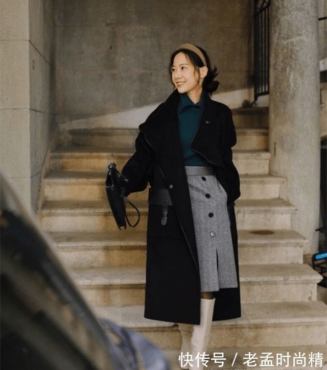 大衣|“大衣+呢子裙”优雅又时髦,穿出气质美