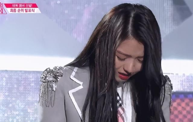 知名女星惊现“女巫鼻”天价隆鼻就能整出好鼻子