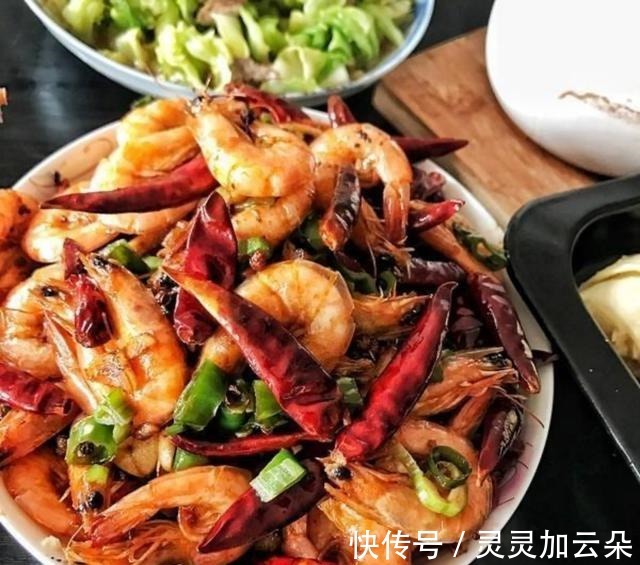 白葱段|香辣酥脆的硬菜来喽!喜欢虾的点进来!香辣酥脆的硬菜来喽!喜欢虾的点进来!