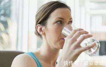 茶水|聪明的人,都会在3个时间段喝水,坚持一段时间就会发现你瘦了