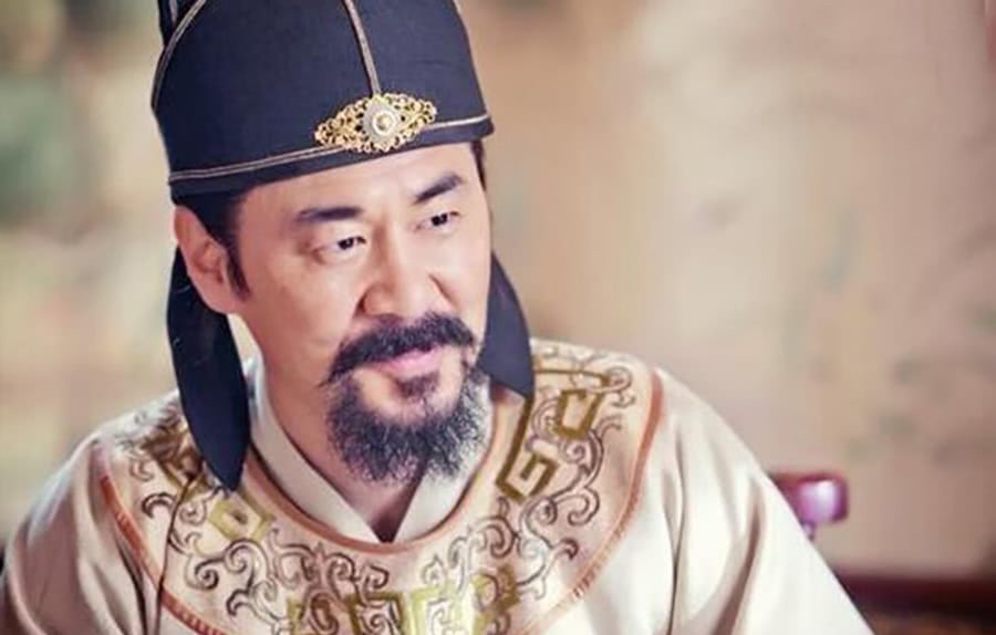 有人|杯酒释兵权是奇招,但总得有人带兵,赵匡胤把兵权交给谁了?