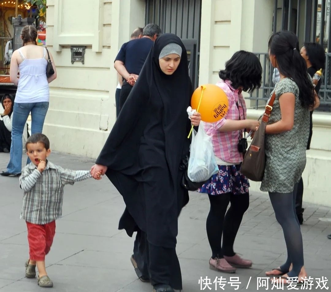 伊斯兰|穆斯林为什么要戴头巾?