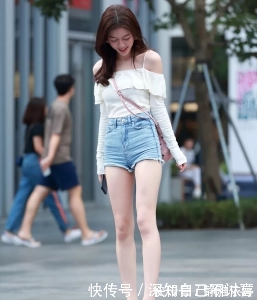 街拍|街拍:青春可爱的小姐姐,没错,这是初恋的感觉!