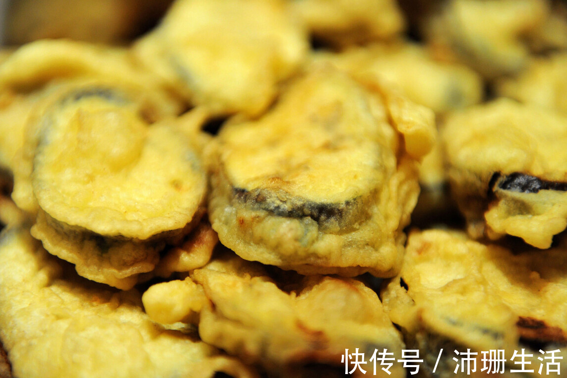 水调|炸茄盒，面糊不能用水调，教你正确做法，金黄酥脆，不回软不塌陷
