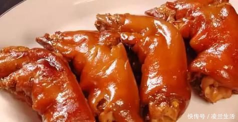 “血管堵,脚先知”!想要血管健康,少碰3物勤3事,血管变年轻