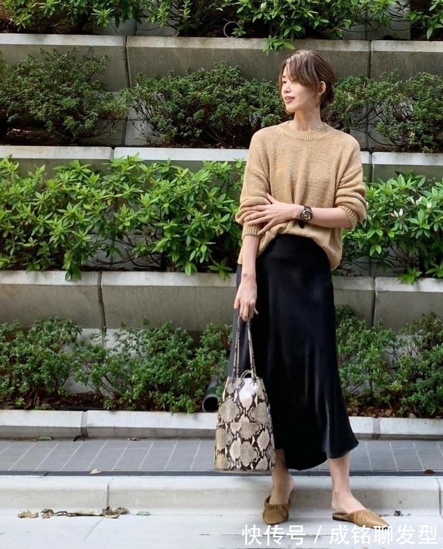 长裙|时髦又高级,被41岁日本主妇优雅气质惊艳到了,超美穿搭值得借鉴