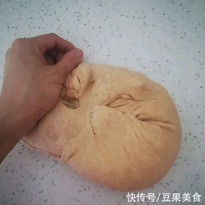 正宗减脂全麦菠萝包做法，最关键的是一学就会