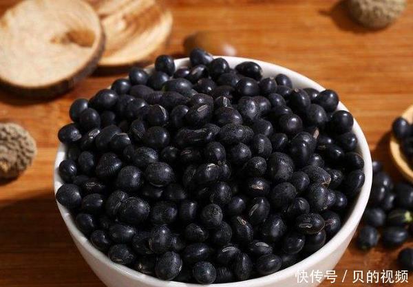 黑豆|女性黄体酮偏低，多吃这4种天然“护卵巢”食物，子宫更健康