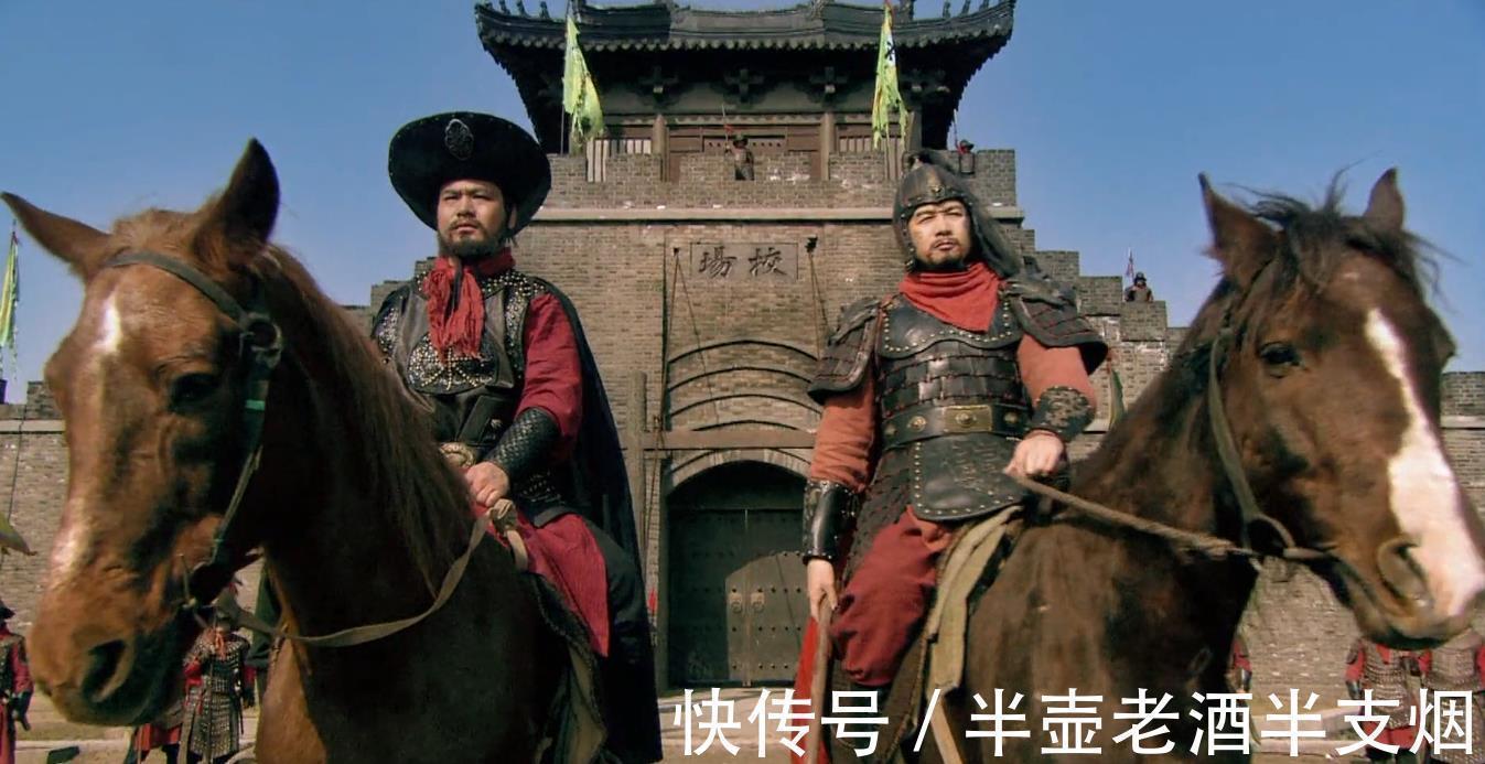 索超!从两场厮杀看杨志与鲁智深的品级和军衔:是七品侍卫,还是少校警卫副官?