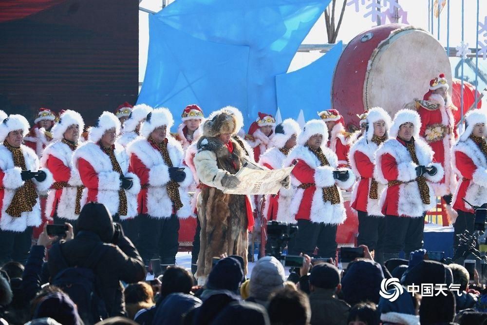  盛大|第二届哈尔滨采冰节盛大启幕 冰水煮饺子吊足游人胃口