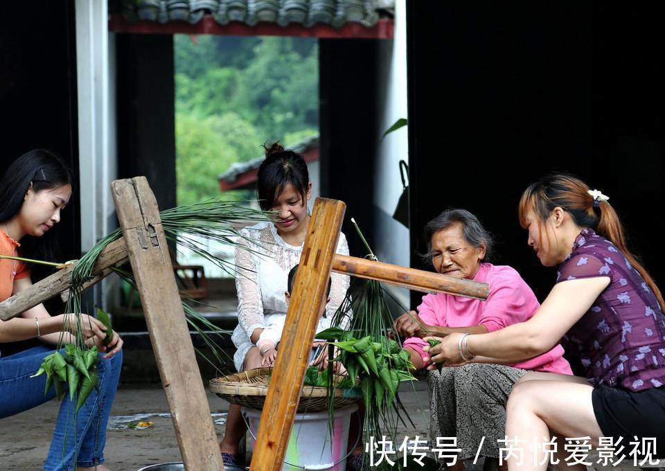 母亲|父母从不同房睡，也不多说话，儿子考上大学才知道原因