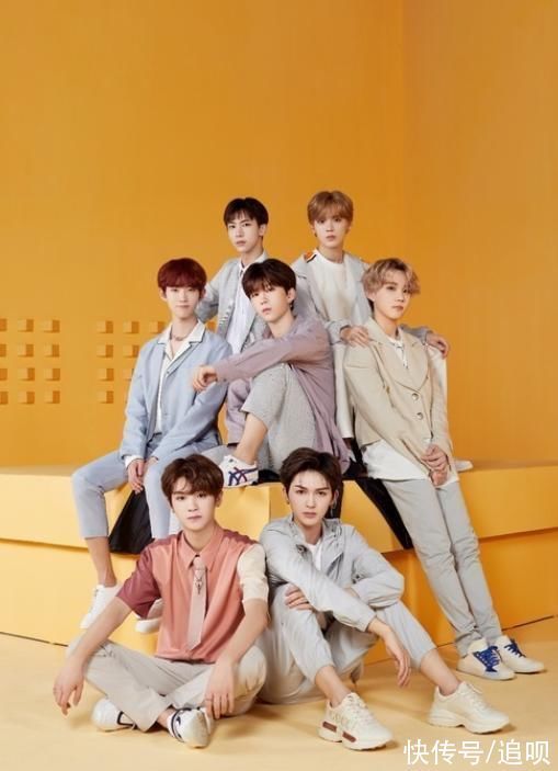 樂華七子“蘿卜蹲”式塌房,李權(quán)哲站姐爆料,畢雯珺人美心善好人