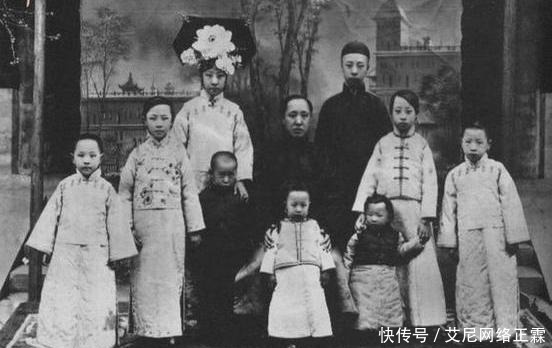明星|清朝灭亡后,漂亮的格格们都嫁给了谁呢?后人还成为了大明星?