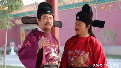 大臣|大臣请6天假回家，朱元璋：准奏！7天后大臣回来，朱元璋：拖下去