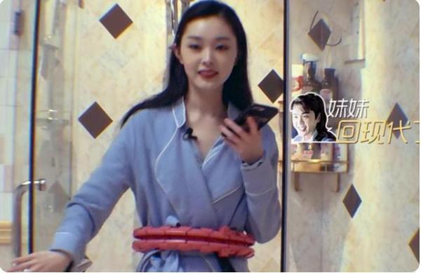 健身|越南美女教师常年健身，身姿曼妙曲线玲珑，运动成就了她