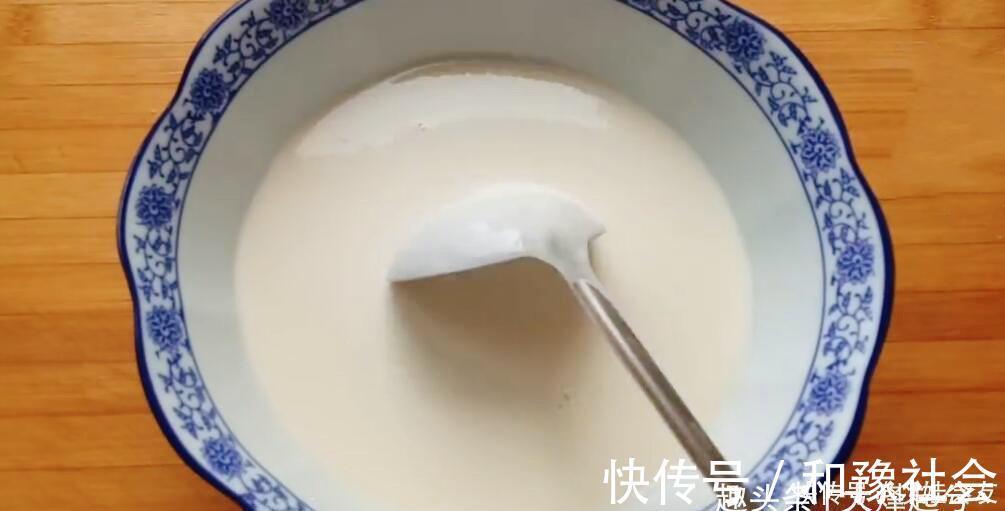 最简单快速早餐饼,1碗面,3个鸡蛋,不揉面不擀面,15分钟就出锅