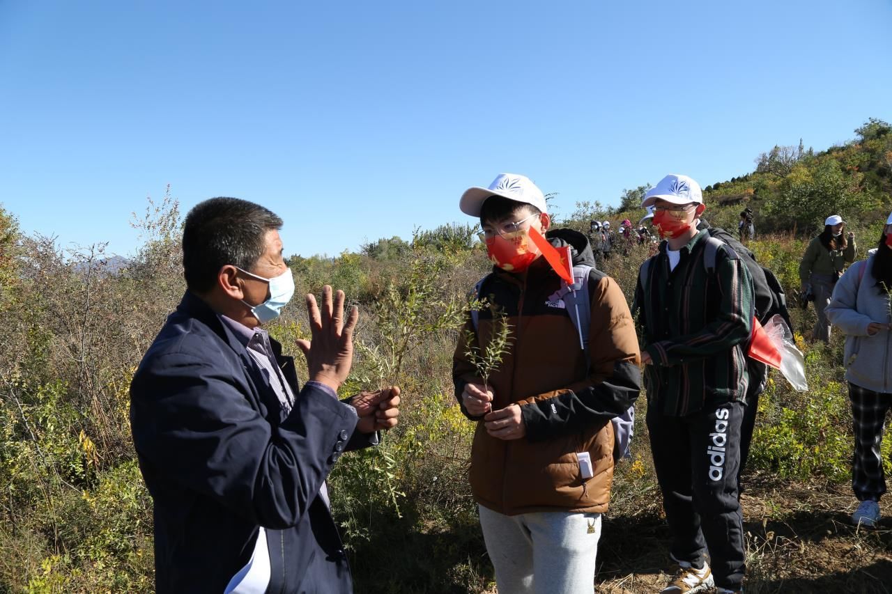 以高质量党建引领首都高等教育高质量发展