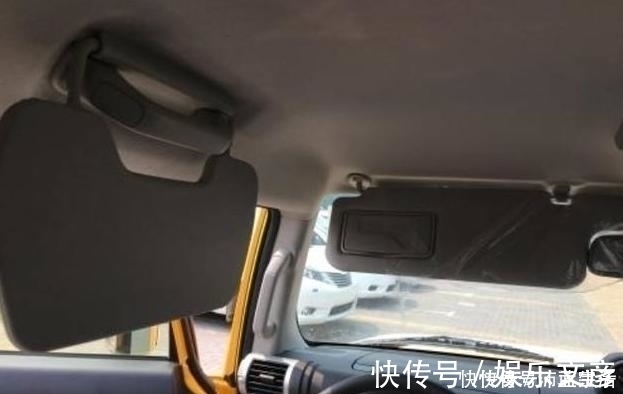 男娃儿|6岁男孩被爸爸忘在车内,太阳暴晒3小时,打开车门后发现意外惊喜