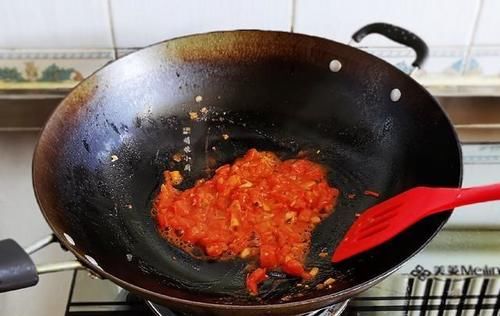 白玉蘑菇|很酷,我喜欢这碗素食汤,新鲜可口,他热量低,营养丰富