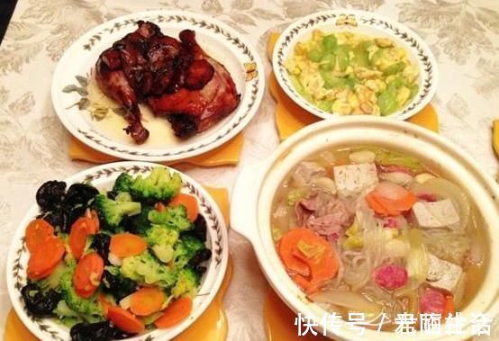 人群|高血糖人群,牢记:晚餐“4不吃5多吃”,血糖慢慢降下来!