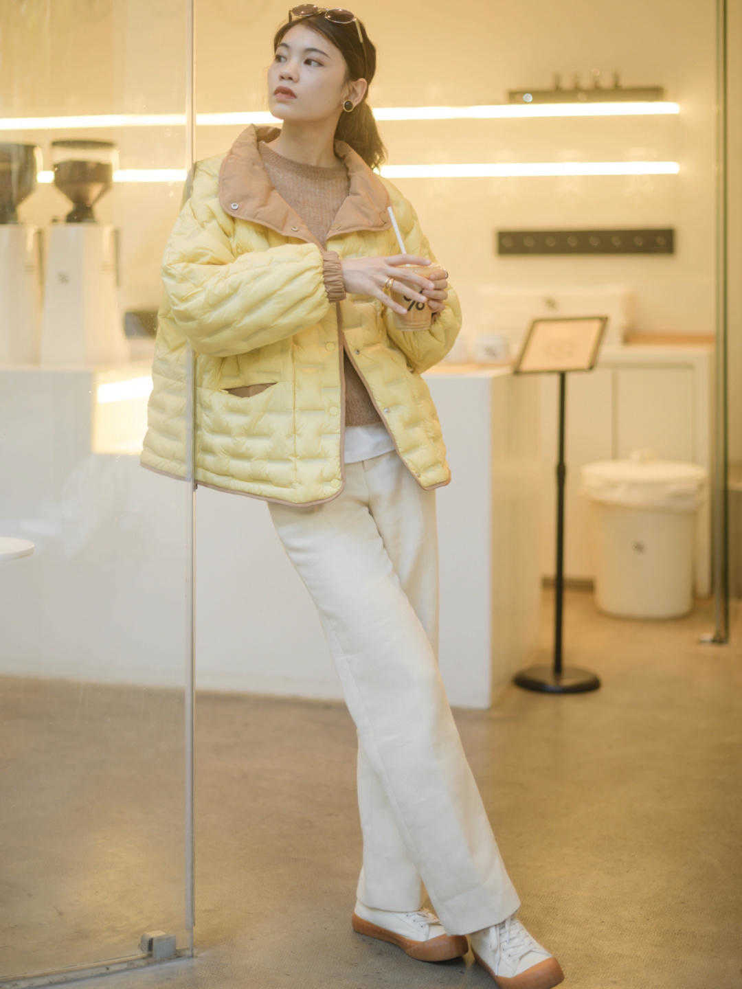 针织衫|冬天穿针织衫,怎么搭配更温暖?又很有气质的穿搭