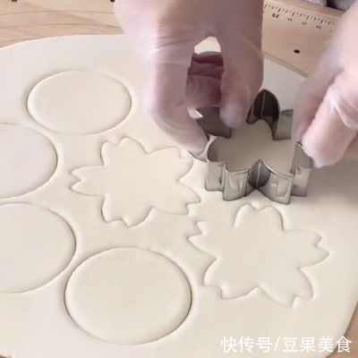 光盘|这道不用发面的奶香发面饼，分分钟光盘