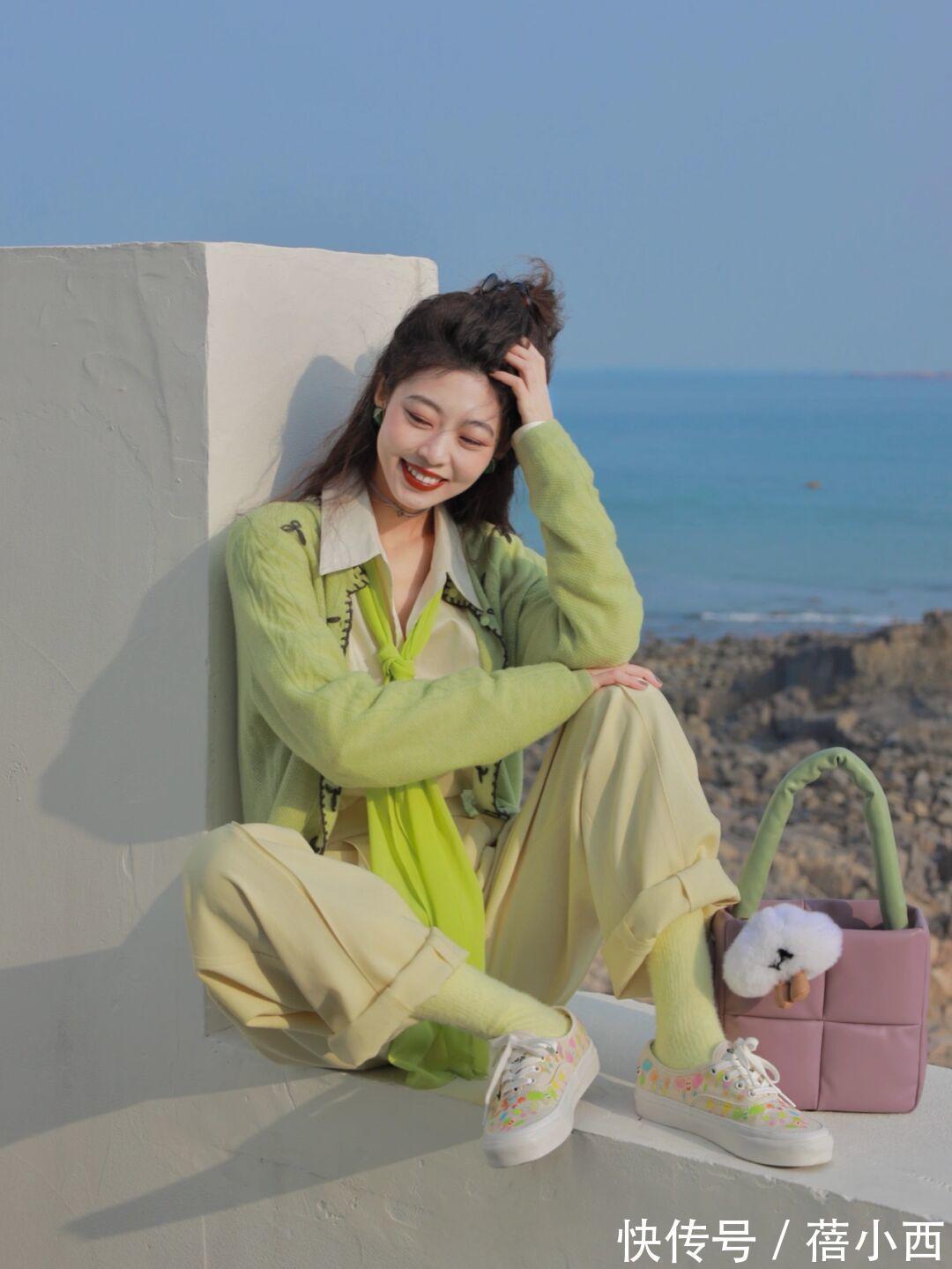 毛衣 新年穿“毛衣”才洋气,单穿叠穿都好看,让你演绎不费劲的高级