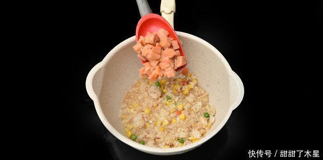 步骤|三文鱼菠萝饭,果香味和鱼香味混合交织,吃起来更过瘾!