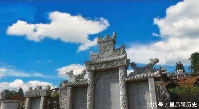 陈圆圆|吴三桂与陈圆圆的墓被发现后,专家更从其家族中得知了一个大秘密