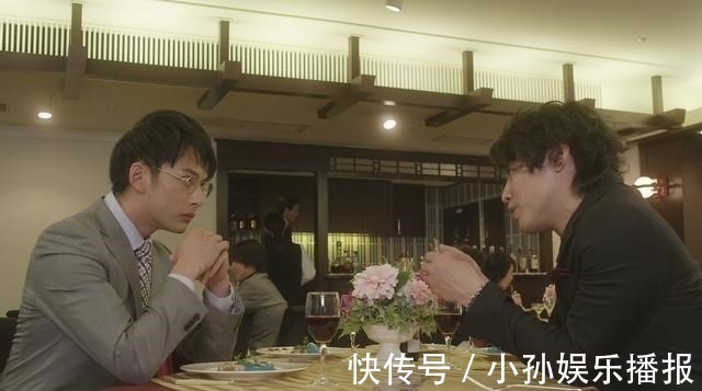 王欧布|泽塔奥特曼粉丝用债王欧布形态调侃蛇仓队长 这绝对是伽古拉！