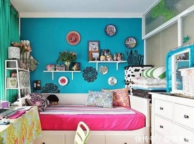 拥挤|卧室再小都不用担心,这样布置再也不会显得拥挤,比榻榻米还实用!