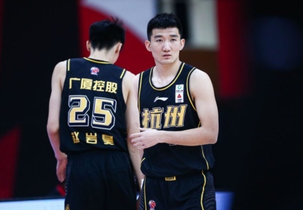 总冠军|CBA最新消息!曝NBA级别外援加盟浙江广厦,能否冲击总冠军?