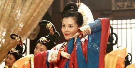 手握|戚夫人父亲戚鳃,位高权重手握兵马,为何在戚夫人被害时不动声色