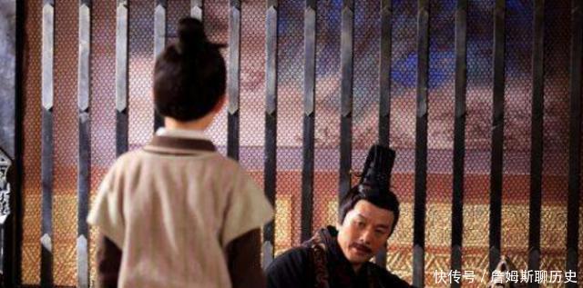 大臣|皇上要吃公鸡下的蛋,愁坏众多臣子,一小孩7字解决还被封为宰相