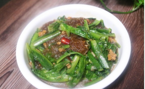 这道菜大人小孩都爱吃,我家每周吃一次,每次做一大碗,全吃光!