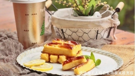 奶香四溢的网红甜点,不用一滴油,烤一烤就好了!
