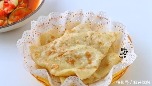 中午做了4个菜,3荤1素,都很家常,爸妈说比在外面吃得好