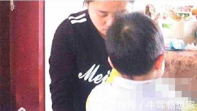 孩子|3岁儿子被丢在幼儿园,爹妈3天没来接,老师看到书包里面红了眼