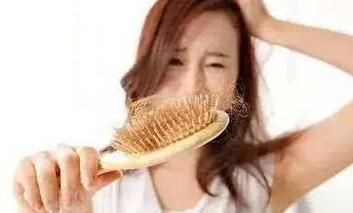 健康|头发多久洗一次合适才最健康?很多人还不知道,别再洗错了