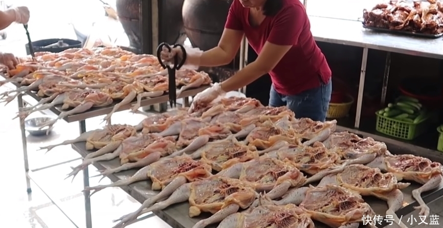 种熏鸡|夫妻俩巷尾卖“它”,98一只,每天只卖200只,有人驱车50里来买