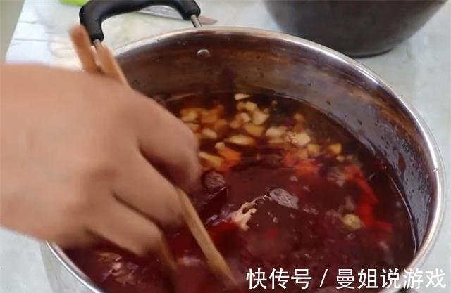 教你青辣椒的正确腌制方法,香辣好吃又下饭,做法超简单