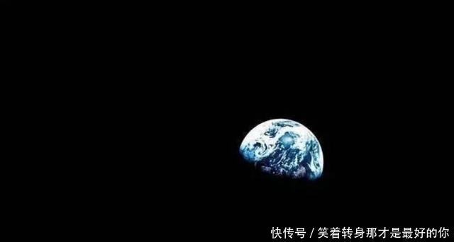 地球 地球可以看到星星，为什么月球拍摄的天空照片大部分一片漆黑？