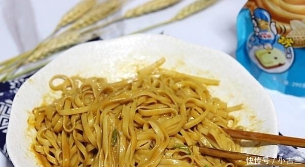 牛奶|儿子坚持常年吃“它”,每一口都是钙,效果比牛奶好,16岁1米8