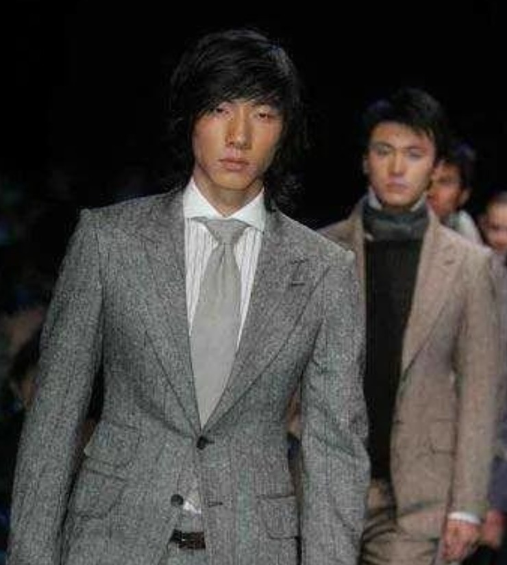 頒獎典禮|張亮的毀滅史:從“好爸爸”到“無人問津”,他哪步走錯了?