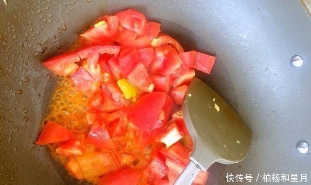西红柿|西红柿炒鸡蛋，大多数人缺少重要的一步，老师傅教你正确的方法