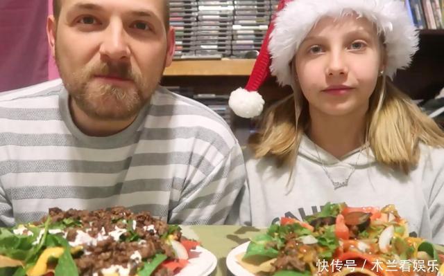 爸爸|“最年轻爷爷”火了,终于把儿子熬成兄弟,让宝宝分不清爸爸爷爷