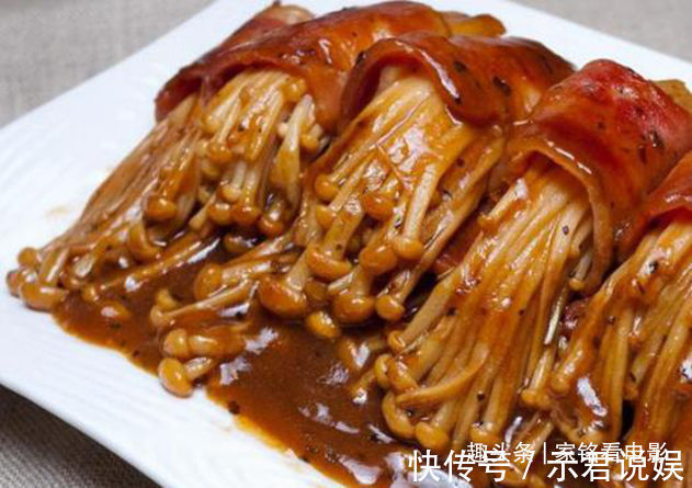 猪蹄|美食推荐金针菇培根卷，洋葱青椒炒蛋，玉米炖猪蹄，滋味虾做法