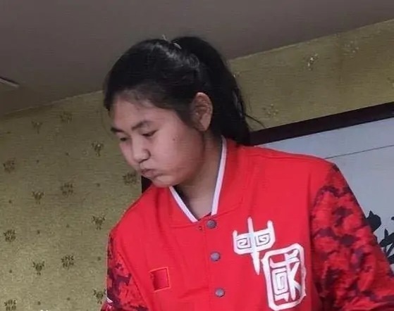 新希望|喜出望外!14岁女将身高追平姚明,单场42+25+6,中国女篮新希望