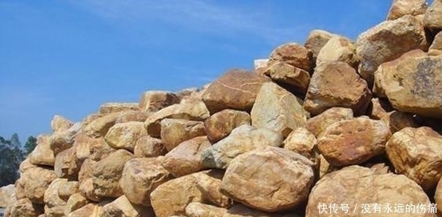  石头|因改名而“暴涨”的玉石，一块石头炒至1000万，如今摆地摊无人要